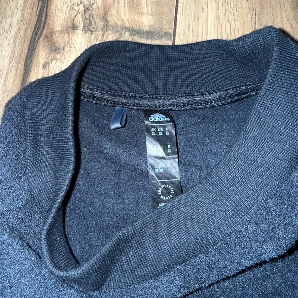 adidas black crewneck
